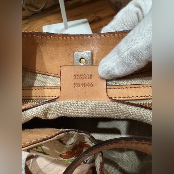 Gucci Flora Hasler Horsebit Hobo - Picture 6 of 7